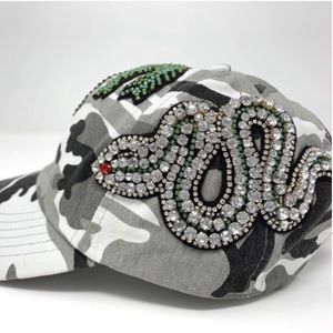 SALE‼️CAMOUFLAGE CRYSTAL & BEADED HAT